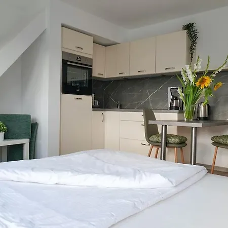 Wunderschoene Ferienwohnung Mit Balkon In Aue Aue  Exterior foto