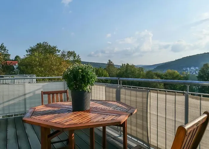 Wunderschoene Ferienwohnung Mit Balkon In Aue